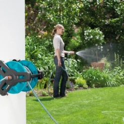 GARDENA Wandslanghouderset Classic + Slang 20m 5 GARDENA Wandslanghouderset Classic + Slang 20m -Tuin Diep Verkoop gardena wandslanghouderset classic slang 20m 1619704760 2 l